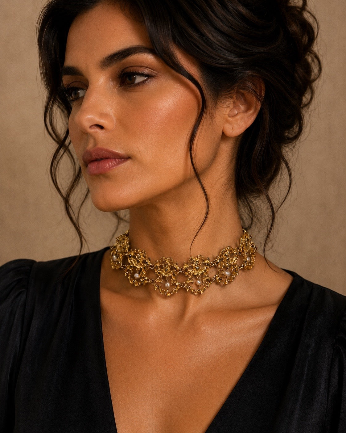030 — Gilded Lace