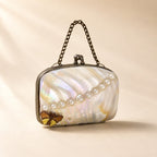 039 — The Pearlwing Purse